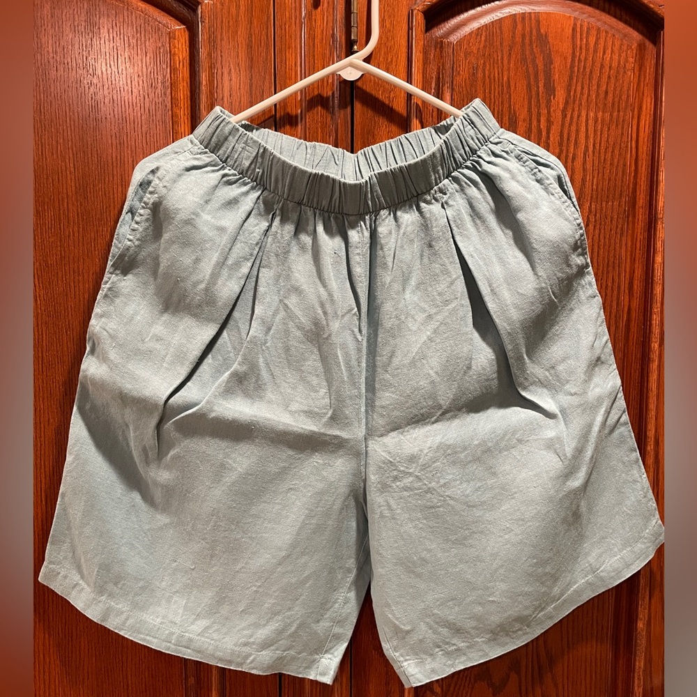 Eileen Fisher Vintage Light Teal Linen Button Vest & Shorts outfit or separates. - Picture 7 of 13